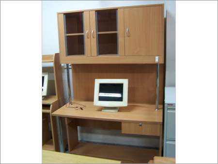 Modular Computer Table