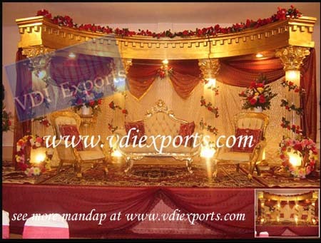 ROYAL FIBRE FOUR PILLARED MANDAP