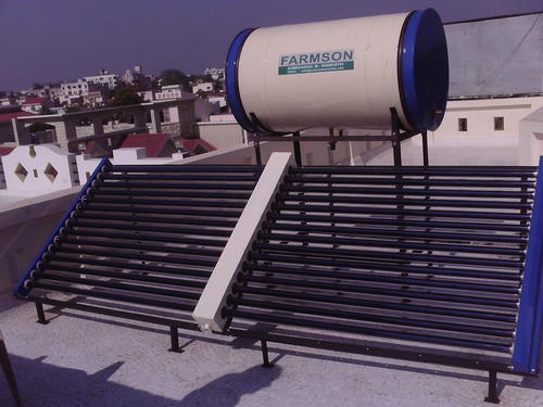 EVACUUM SOLAR WATER HEATING SYSTEM