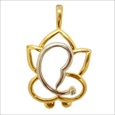 Solitaire Diamond Pendant