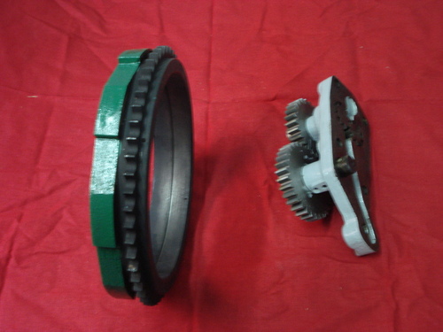 Bottom Chain Sprocket & Oil Pump Assembly
