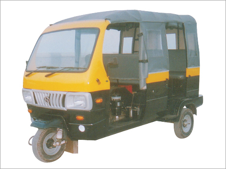 Three Wheeler Passenger Carrier