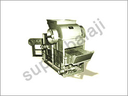 Groundnut Decorticator