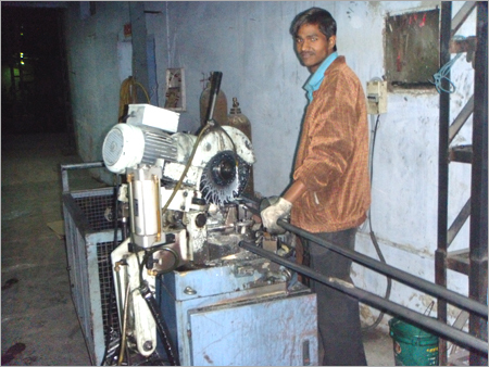 Pipe Cutting Machine