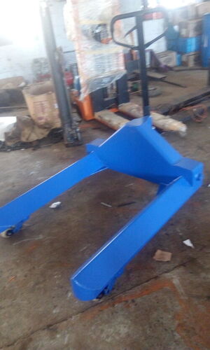 Paramakudi Weaver's Beam Lifter