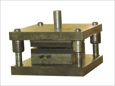 Disc Brake Pad Backing or Base Plate Cutting Die