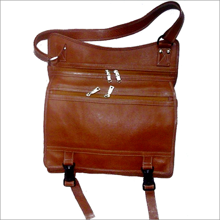CROSS BODY MESSENGER BAG
