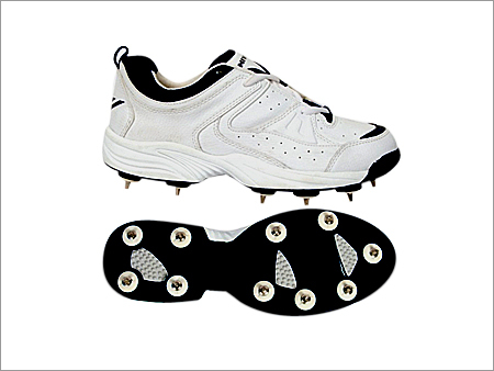 Perth Cricket Shoes