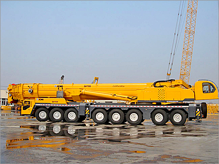 QAY200 All Terrain Crane