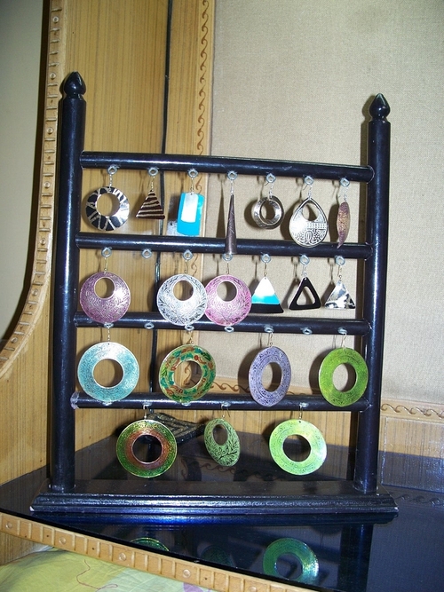 Handcrafted Earring Stand With Earrings