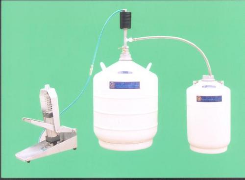 Liquid Nitrogen Pump