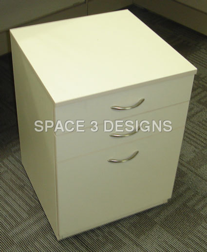 3 Drawer Unit