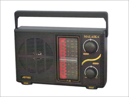 F 40 World Radio Receiver