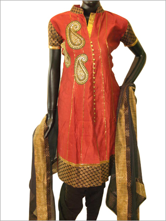 Ladies Ethnic Suits