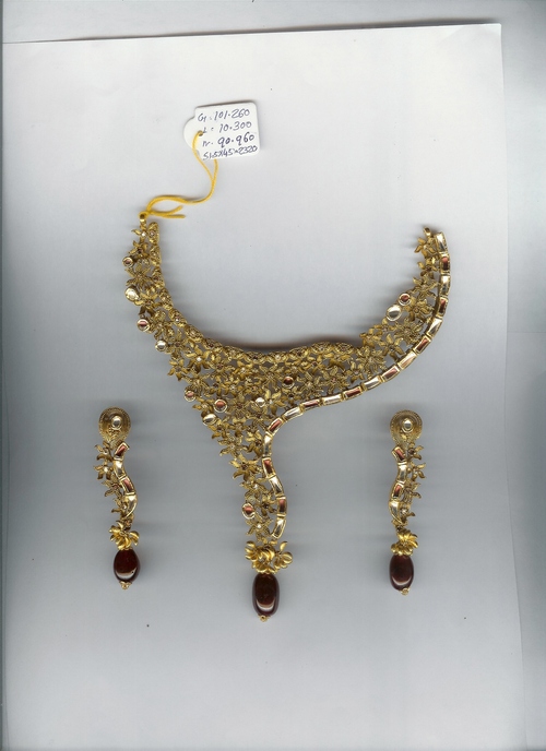 Sets & Necklaces
