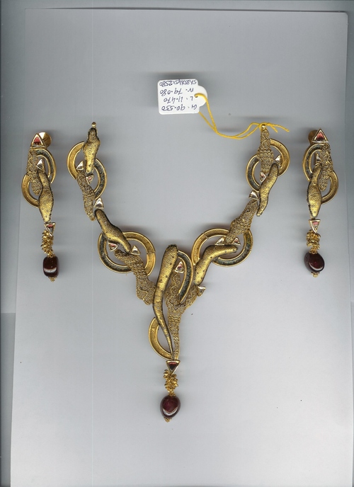 Gold antique necklace
