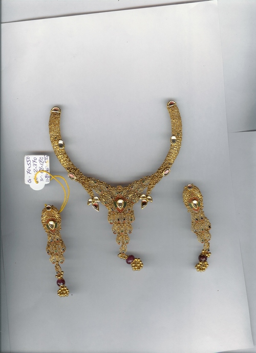 Designer necklace set