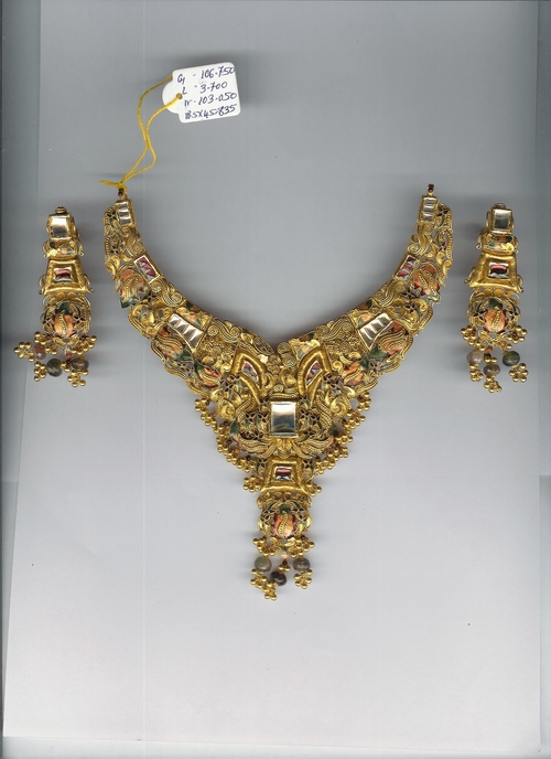Designer gold necklace