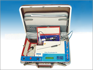 Microprocessor Water & Soil Analysis Kit