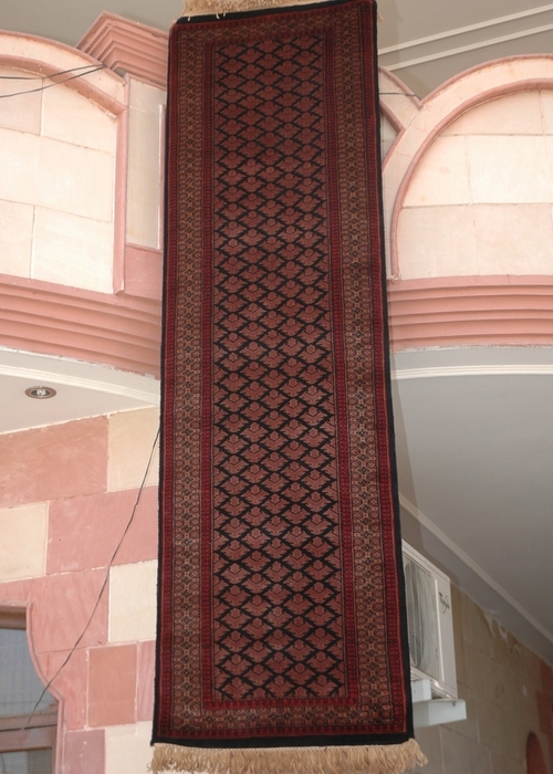 Hand Knotted Woollen Carpets Hand Knotted Woollen Carpets
