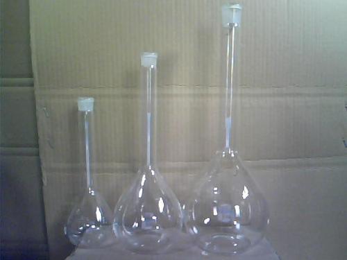 Glass Volumetric Flasks