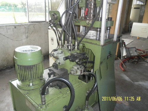 MALTIPLAS 35TON Plastic Injection Moulding