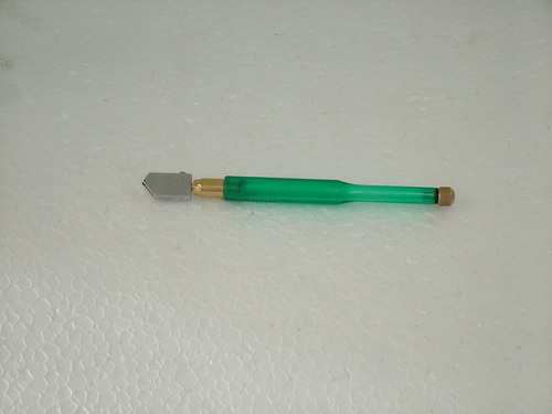 GLASS CUTTER