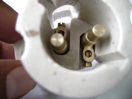 ceramic lamp holder pin