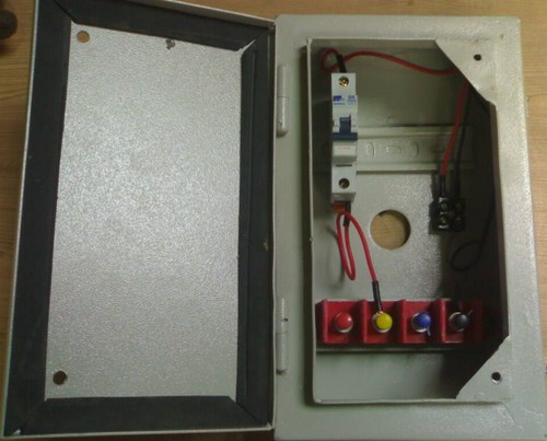Pole Box