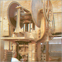 Press 150 ton Hari Make