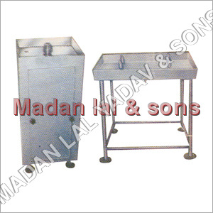 Automatic Bottle Rinser By MADAN LAL YADAV & SONS