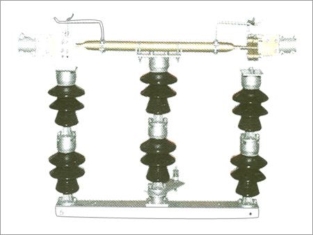 Out Door Triple Pole Six Insulator