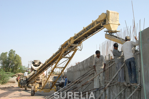 Concrete Placer - Steel, Variable Boom Length & Capacity, Efficient Conveying Solutions | Durable Finish, High Tensile Strength, Simple Operation