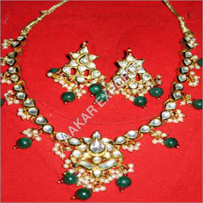 Indian Kundan Necklace Set