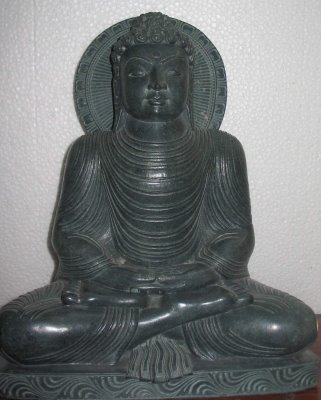 buddha in dlack stone