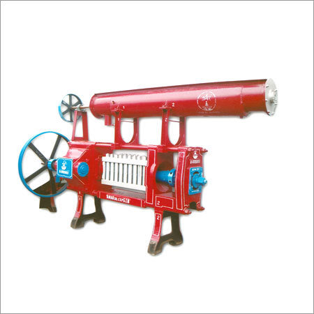 9 Bolt Young Oil Expeller