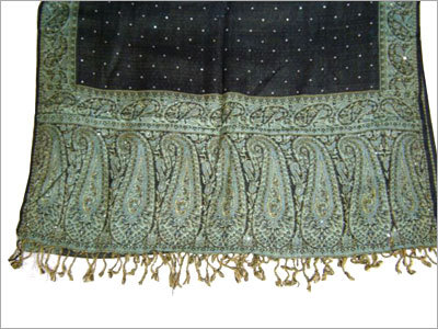 Shawl - Wool Blend 70x200 cm Black | Soft Texture Elegant Design Warm Comfort Fringed Finish