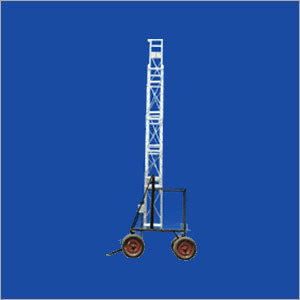 TILTABLE EXTENSION LADDER