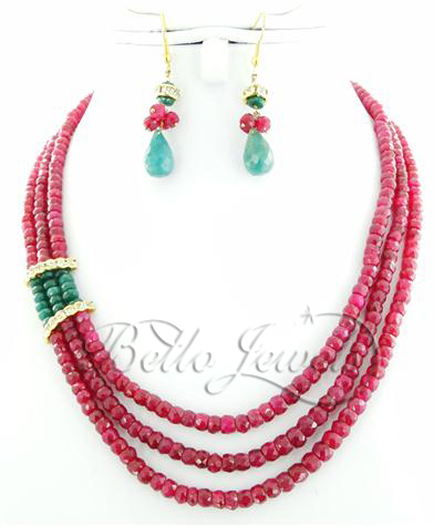 Emerald Beaded Necklace