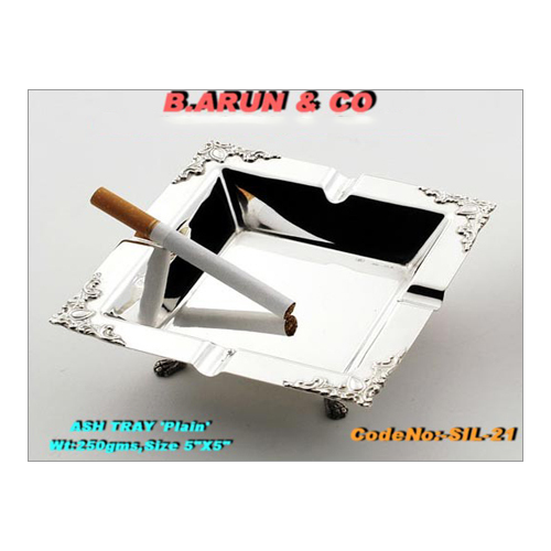 Silver Ash Tray - Material: Metal