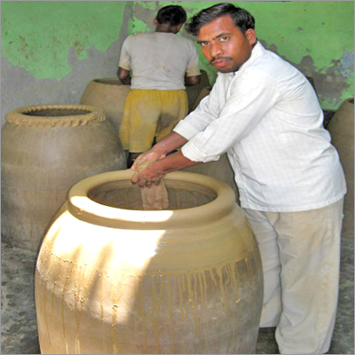 Clay Tandoor Making 