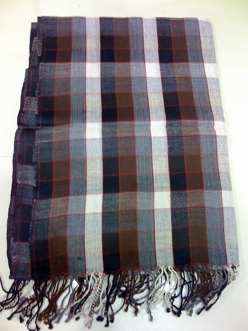 Woolen Check Stole
