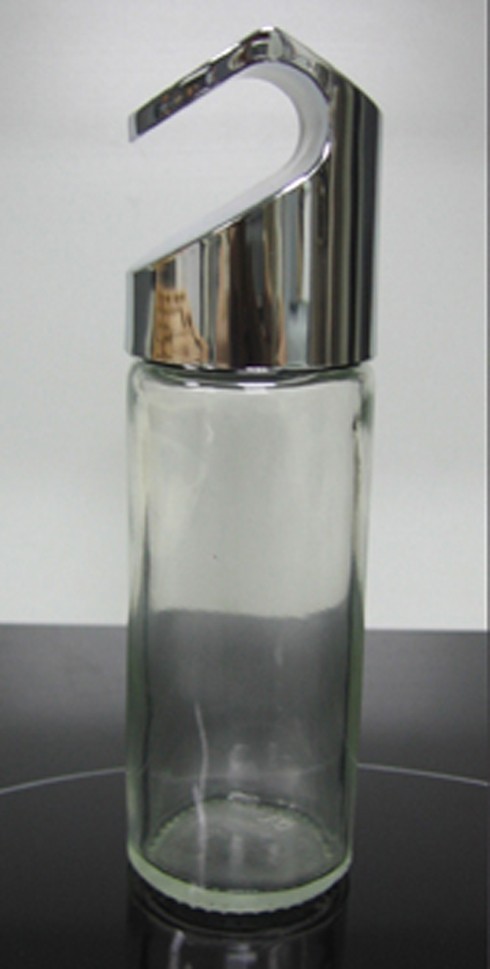 spice bottle with hanger