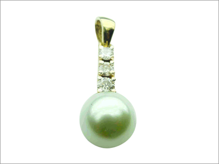 Pearl Diamond Pendant - 14K Gold, 8-10mm Pearl, G-H Diamonds | Elegant Design, Versatile Style, Luxury Appeal