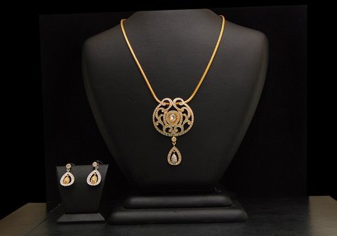 Gold Jewelry Set