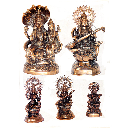 Vishnu Lakshmi & Saraswati Staute