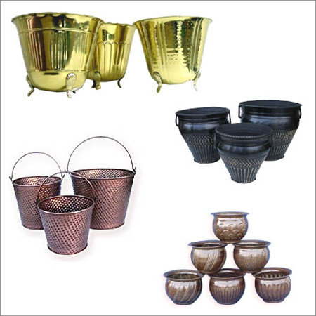 Metal planter
