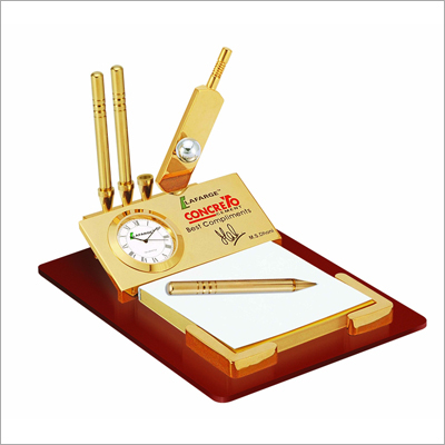 Pen Holder