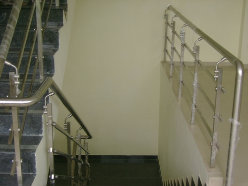 Staircase railing