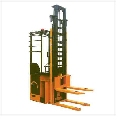 Electric Sit On Stacker